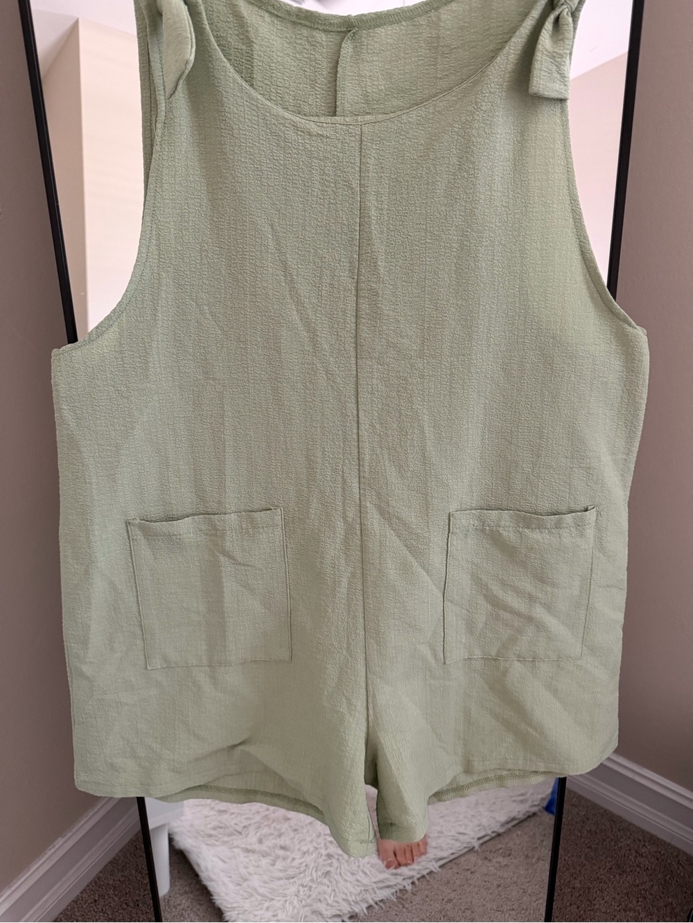 Amazon Light Green Sleeveless Romper Jumpsuit - Picture 3 of 6